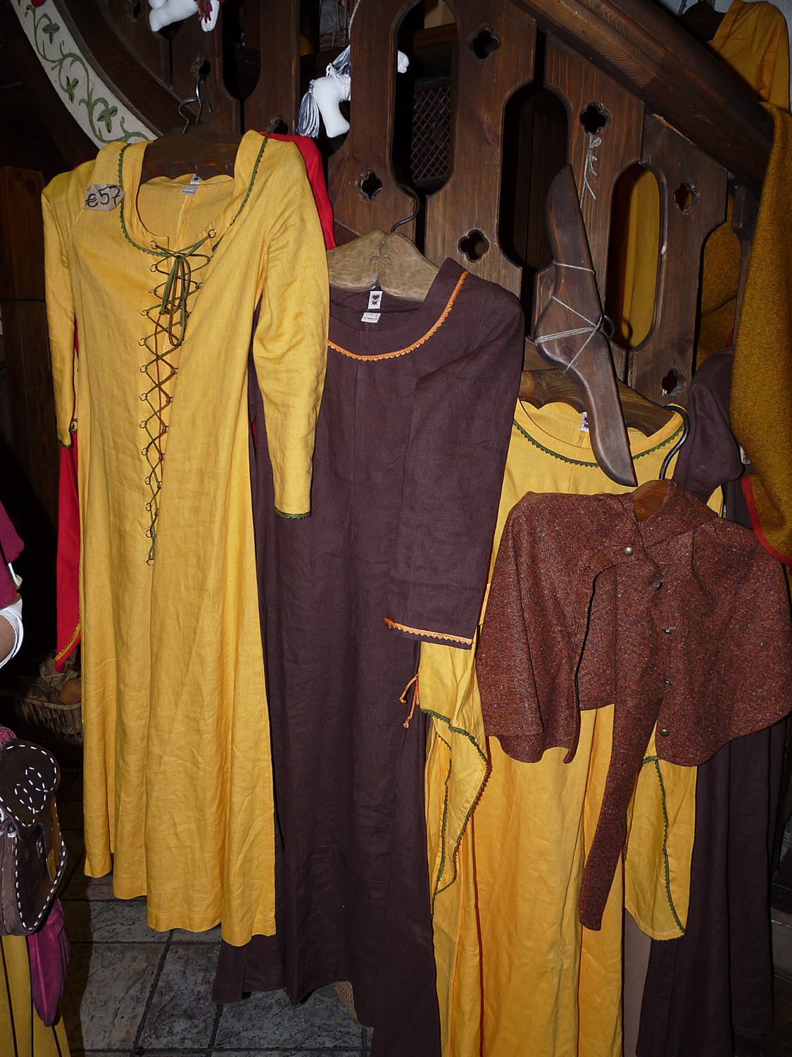 Средневековая одежда
