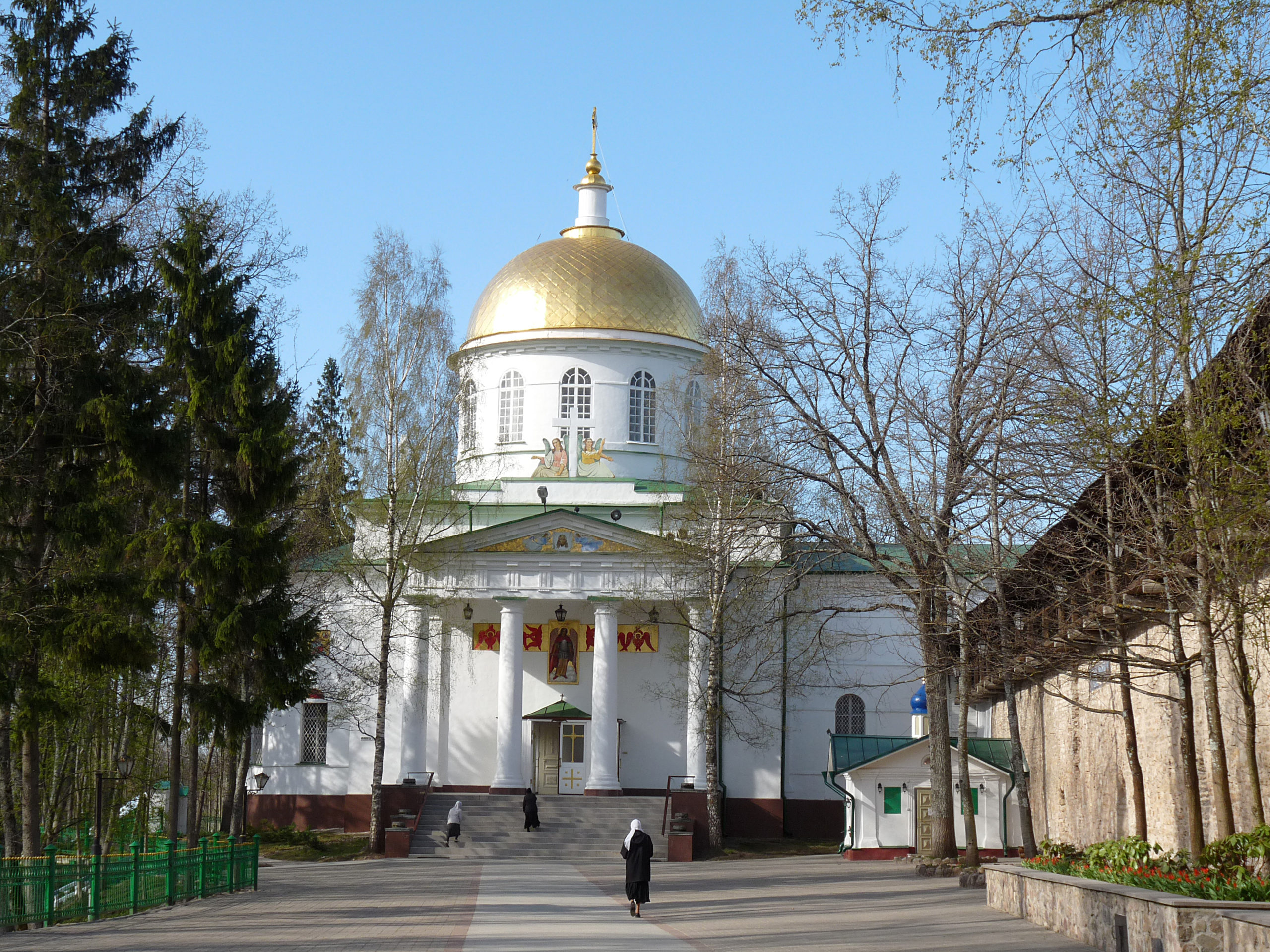 Михайловский храм